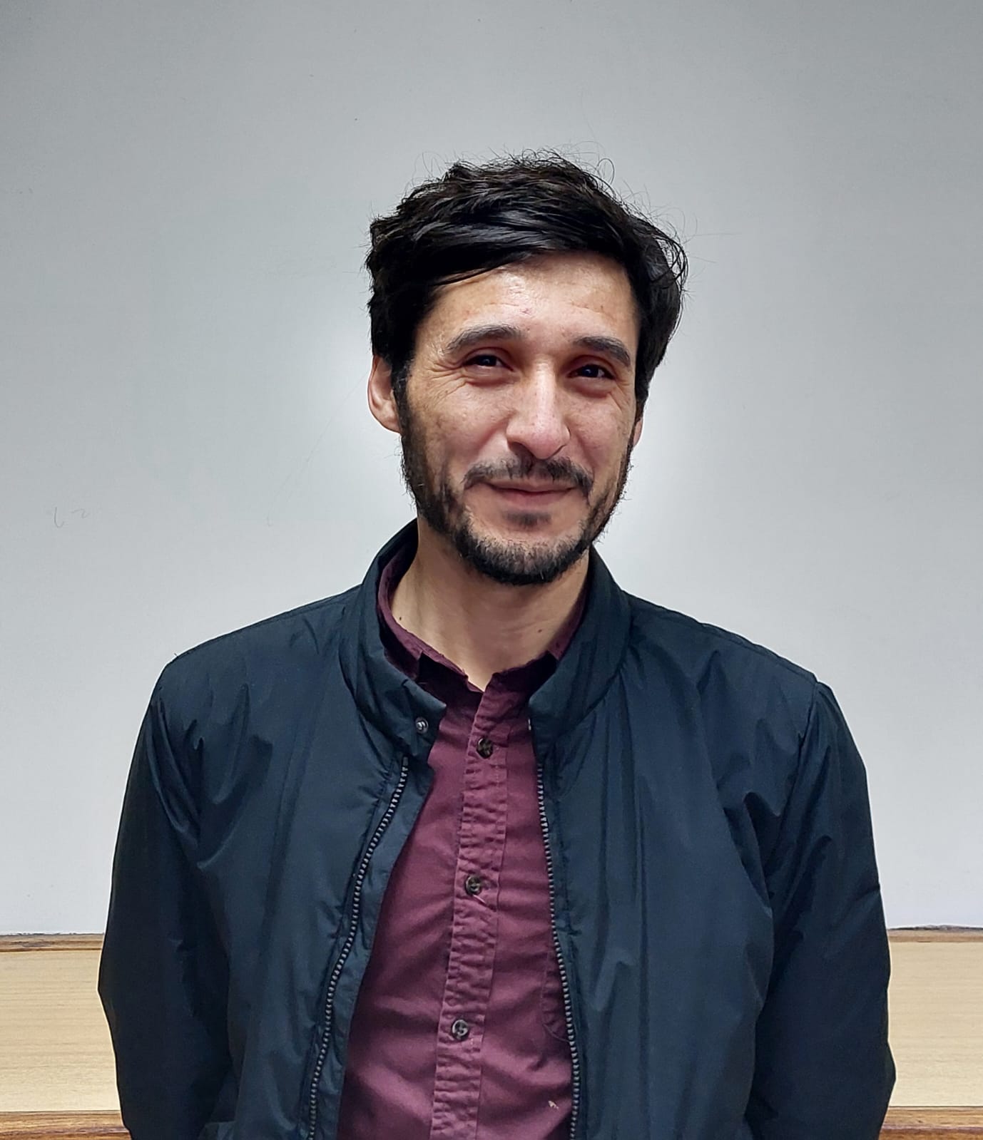 Axel Navarro, docente de Historia, Geografía y Ciencias Sociales del Colegio Nueva Braunau de Puerto Varas Axel Navarro, docente de Historia, Geografía y Ciencias Sociales del Colegio Nueva Braunau de Puerto Varas