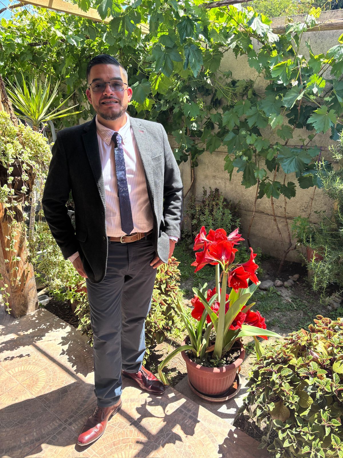 Nemesio Rodríguez, profesor generalista en la Escuela Violeta Parra de la Pintana