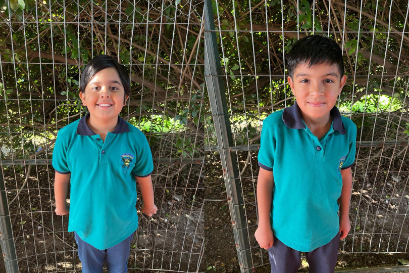 Joel Dumas y Ricardo Carvajal, estudiantes de 3° básico